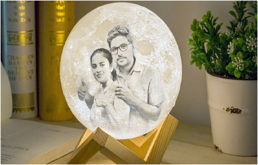 Buy Personalised Moon Lamp with Its Outstanding Features